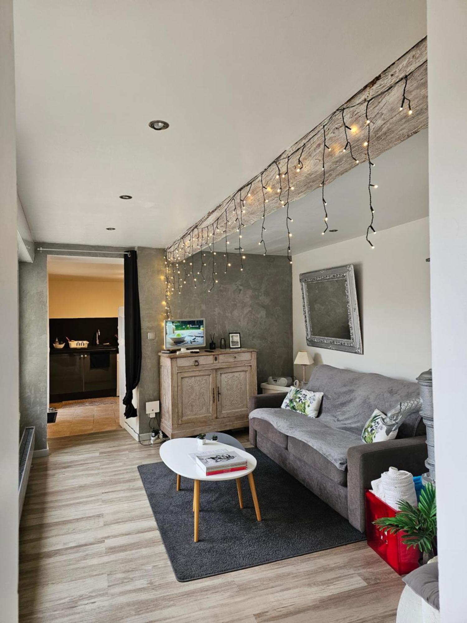 De Caractere Apartment *